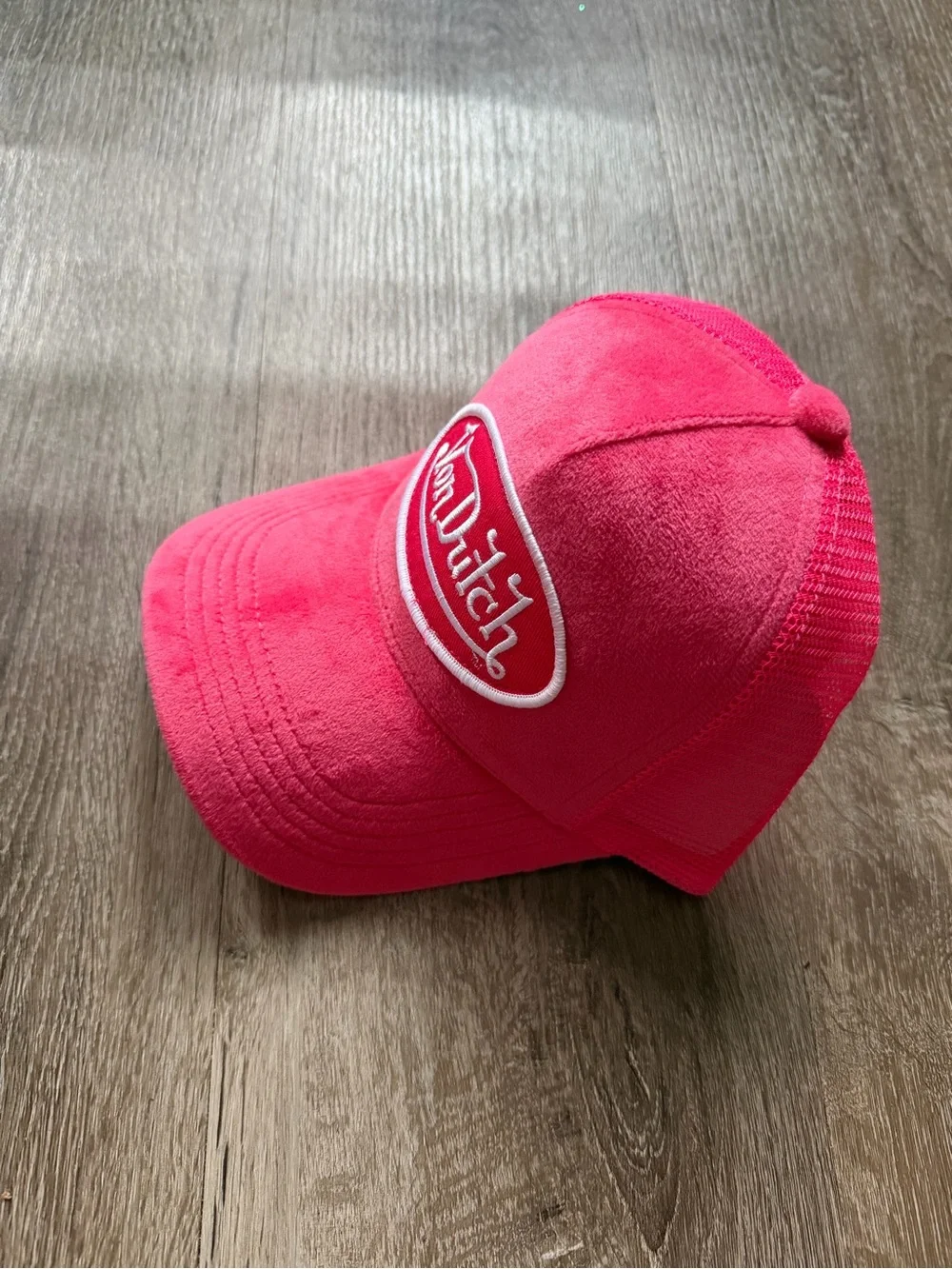 Von Dutch Hot Pink Mesh Logo Cap